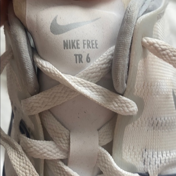 Nike Free TR 6 - Size 7.5 - Picture 3 of 4